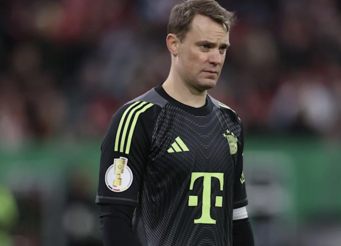 世界杯app下载-图片报：诺伊尔在封闭区域内与球队合练，并参加了对抗训练